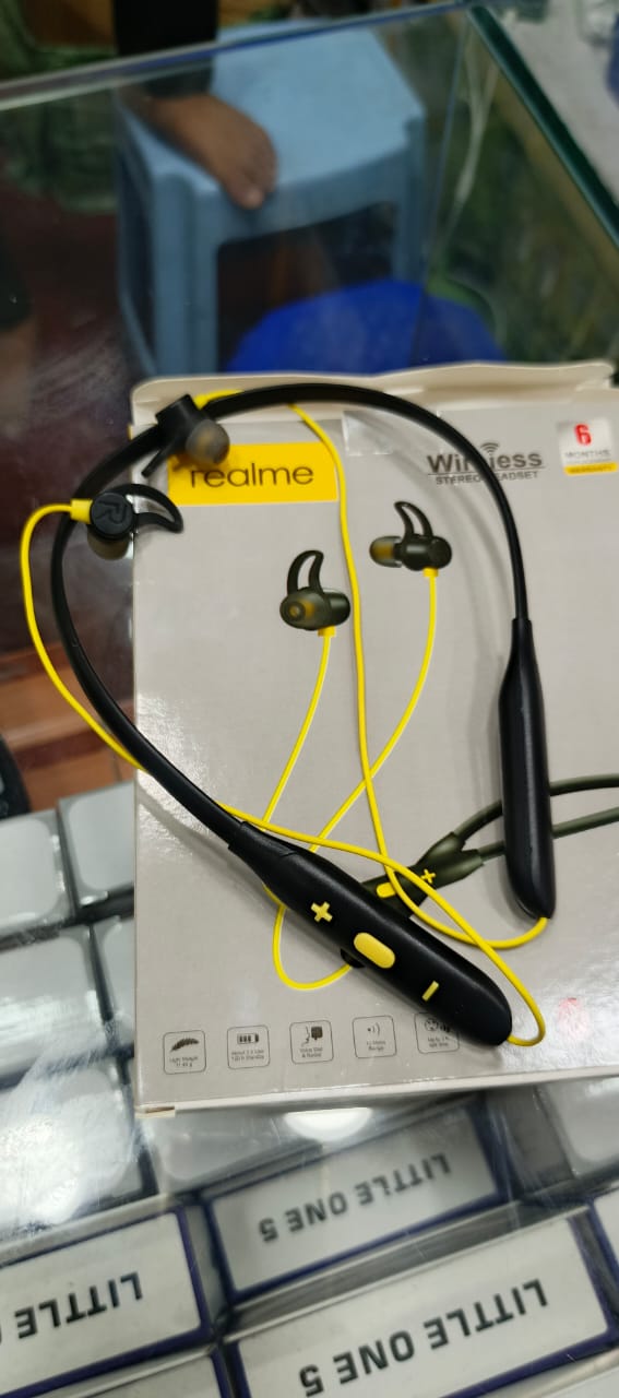 Realme Wireless Stereo Neckband Headset – Bluetooth 5.0 | Deep Bass, Long Battery, Sweatproof Earphones